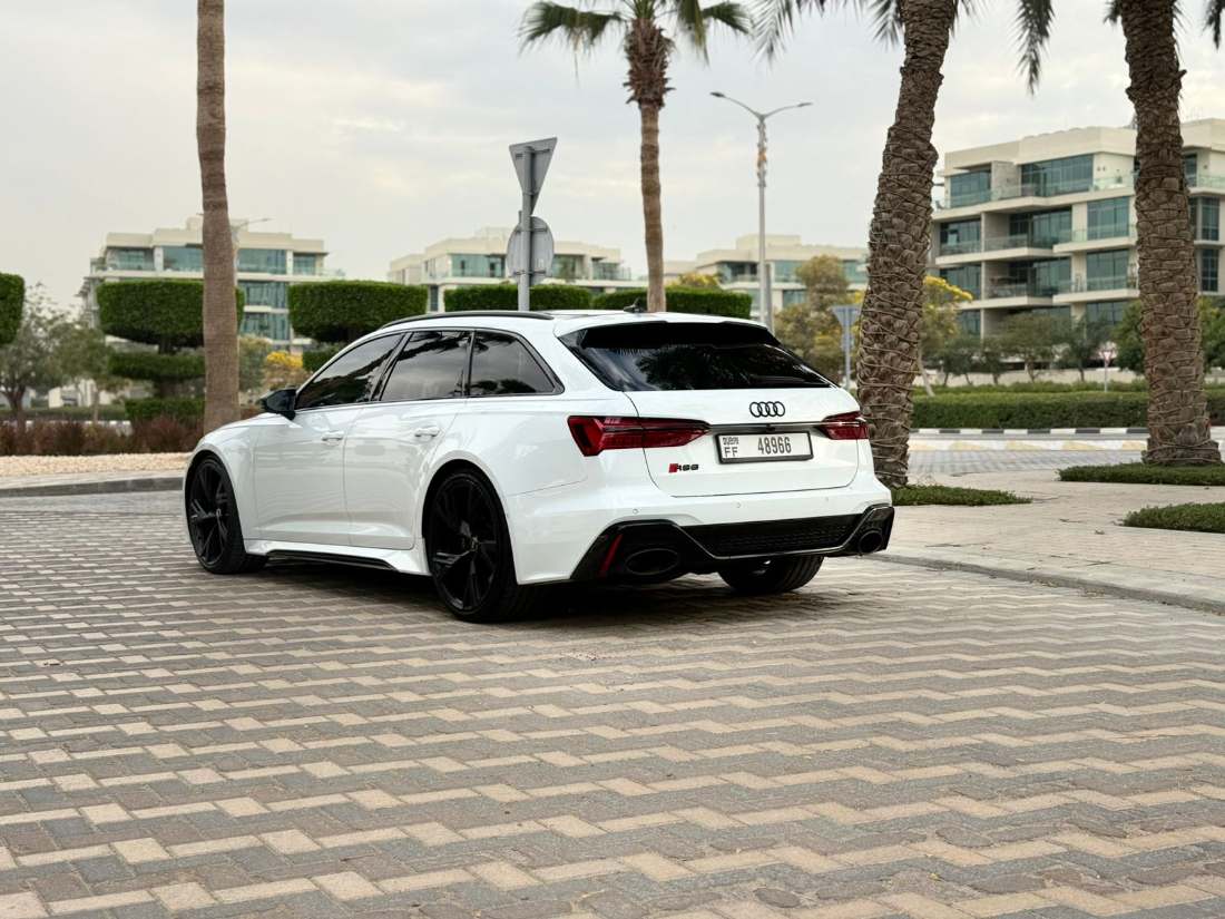 Audi RS6 4
