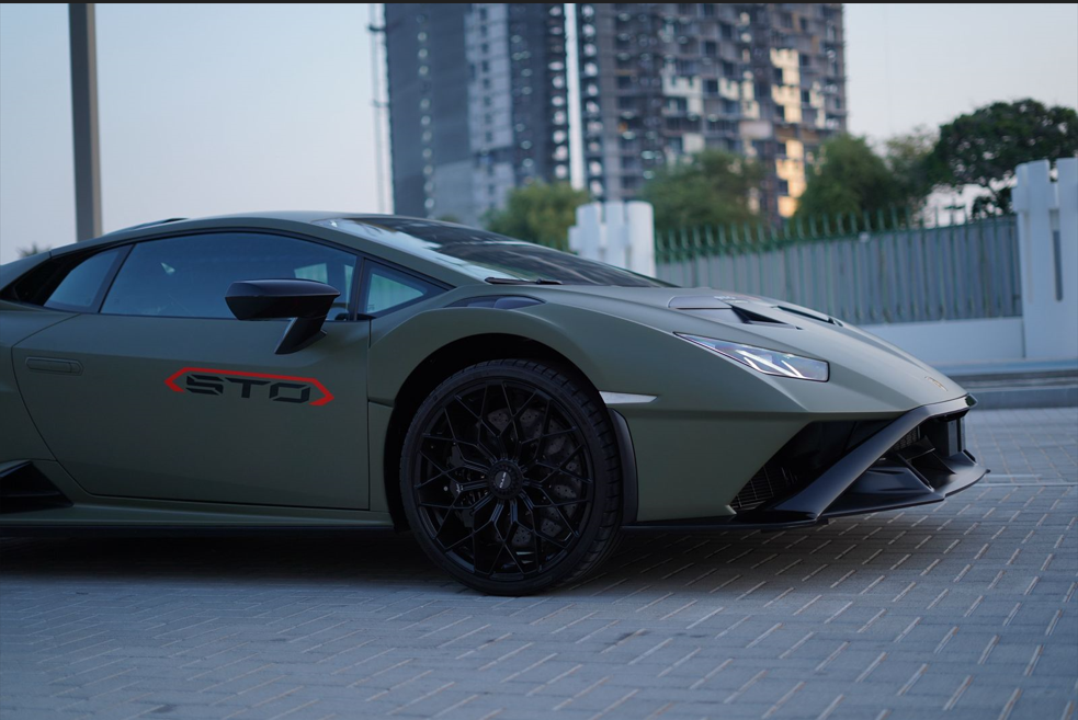 Lamborghini STO